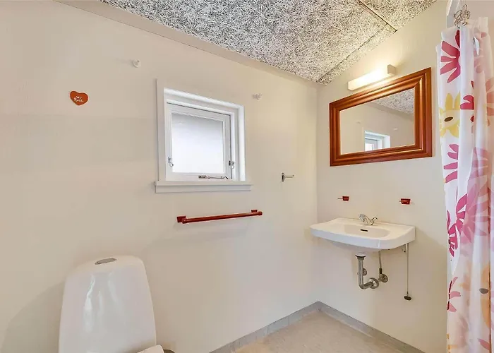 110-harboore-lucievej-8-b Feriehus *